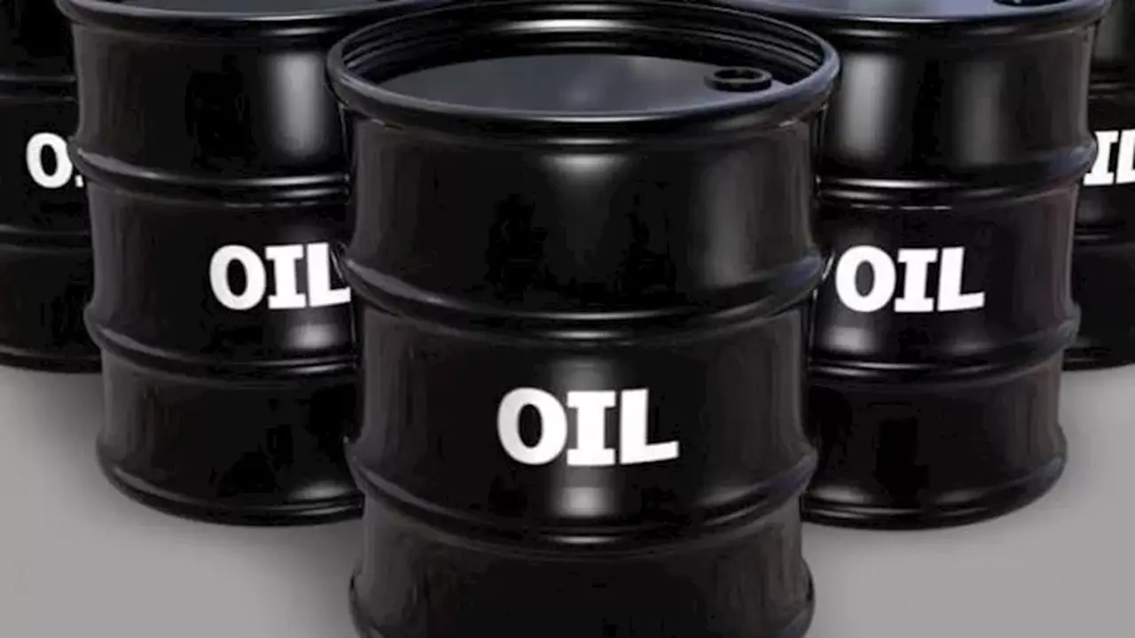 موديز تكشف أسباب تجميد تصنيف مصر الائتماني وسط ارتفاع أسعار النفط العالمية